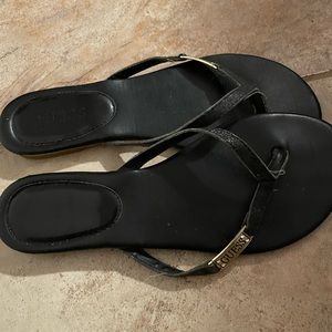 Guess Flip Flops
